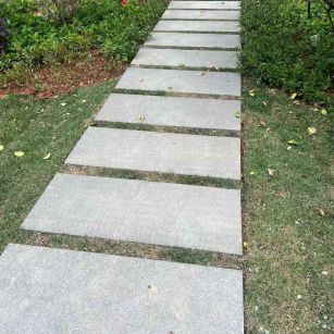 运城 芝麻黑小区踏步、汀步石铺装效果