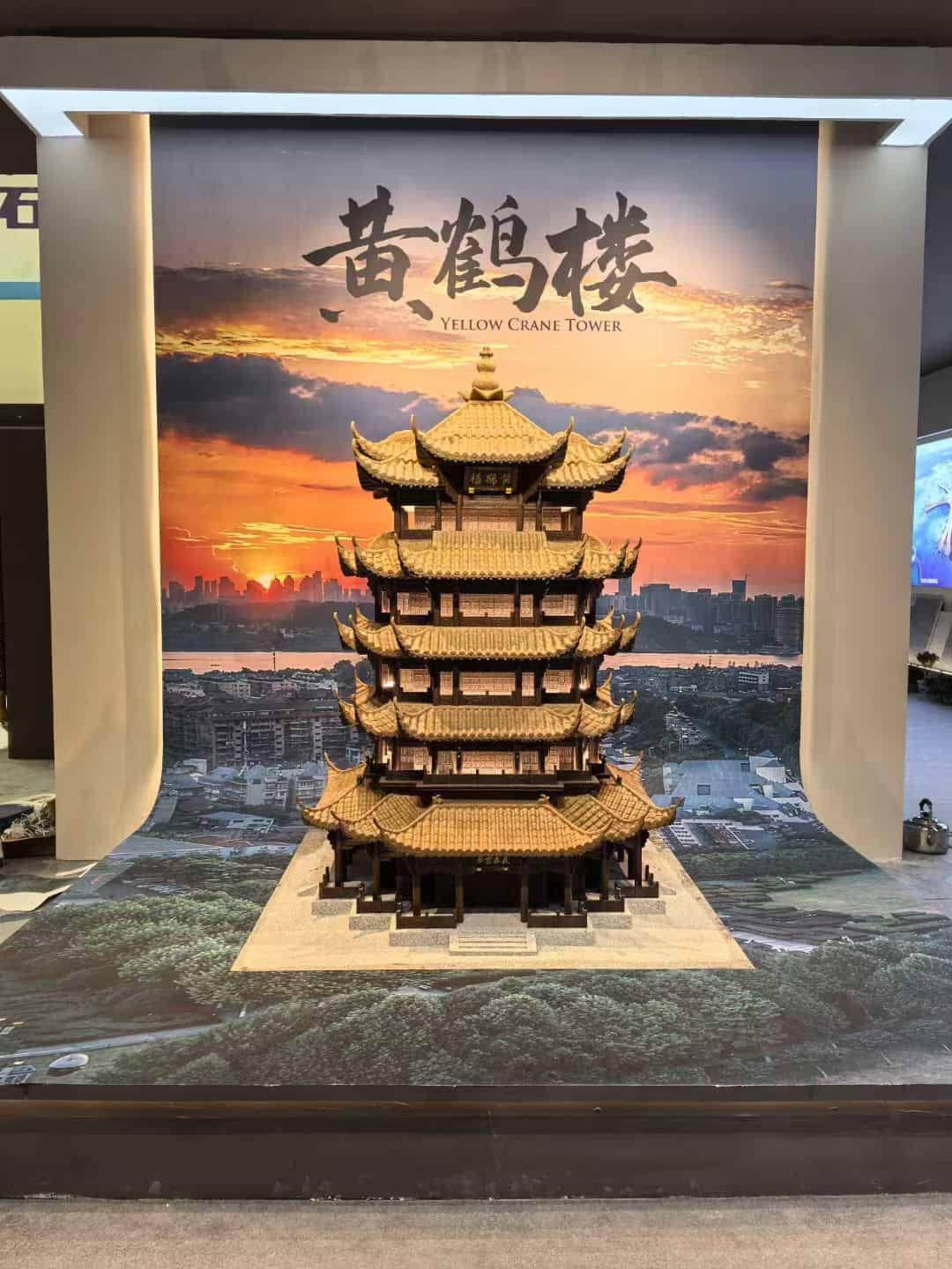 运城仿古石文创作品-黄鹤楼