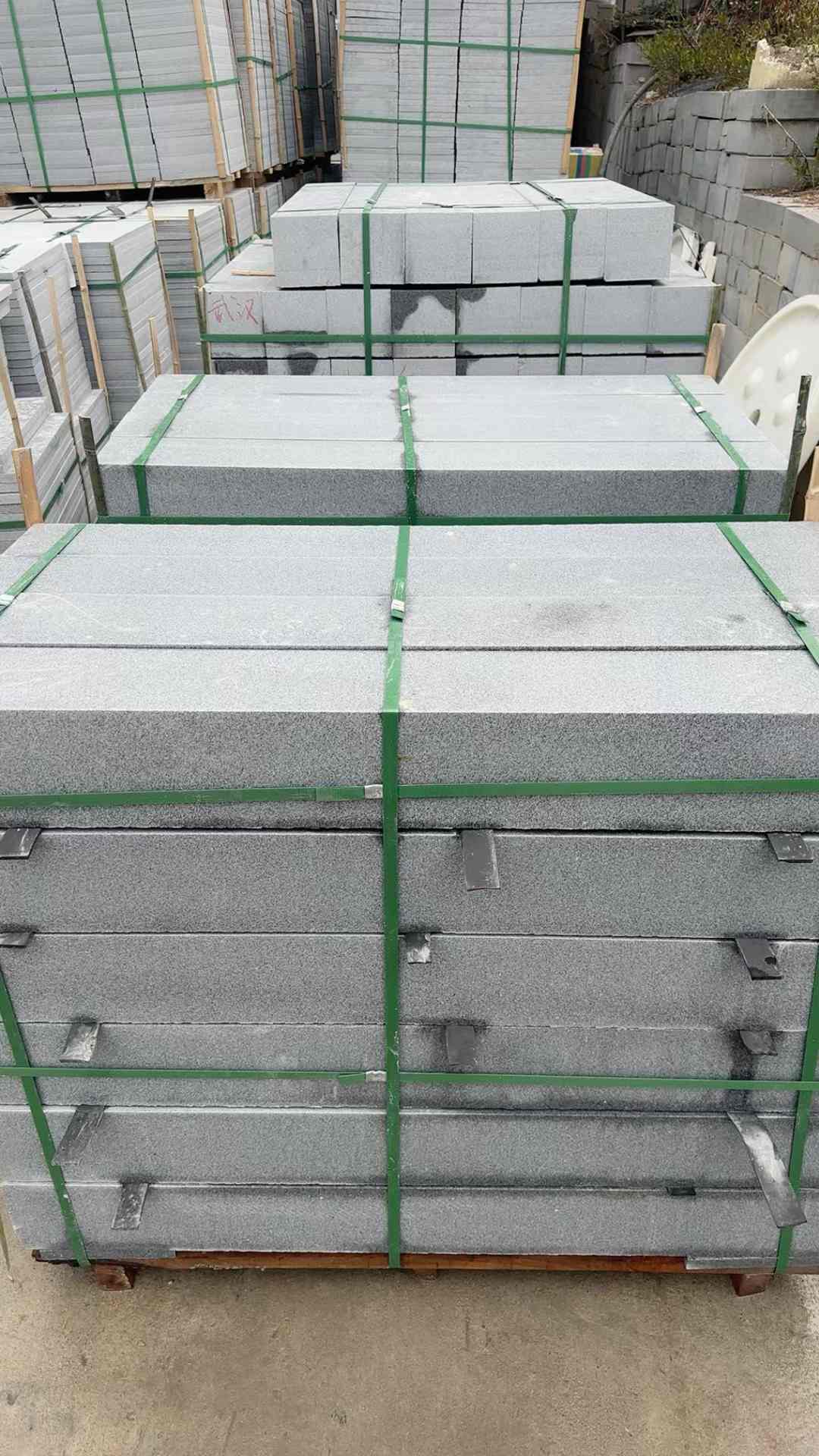 运城 芝麻灰机切面栏杆