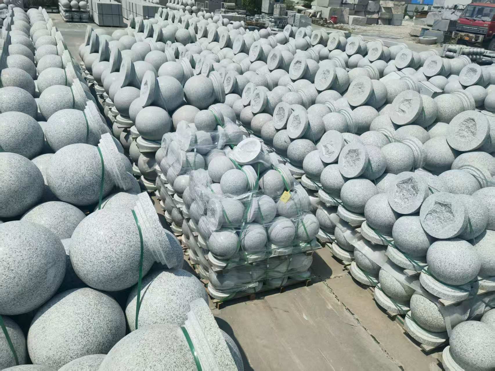 运城 花岗岩实心圆球，石球，挡车球，挡车石，车止石，路障石。