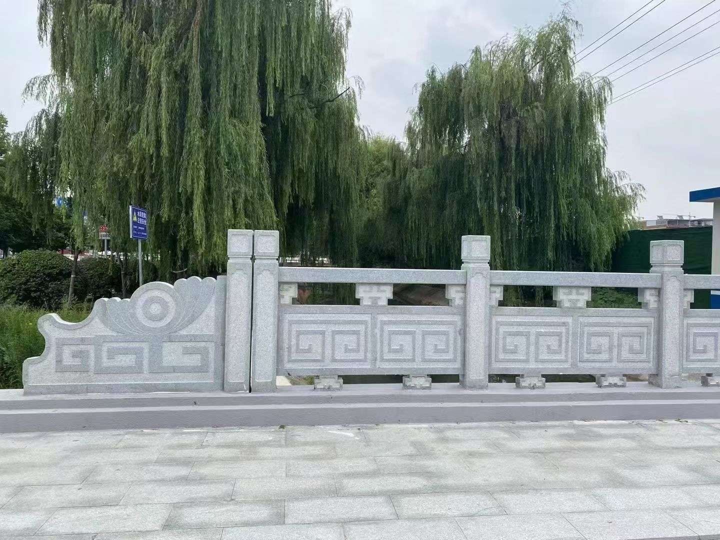运城 芝麻灰桥栏杆、河道栏杆安装效果