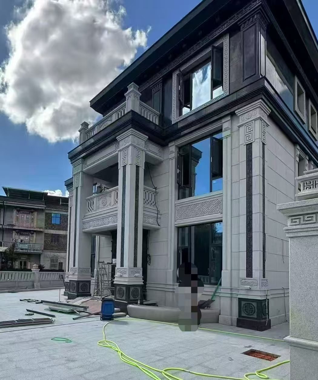 运城 别墅干挂，芝麻白与芝麻黑完美配合